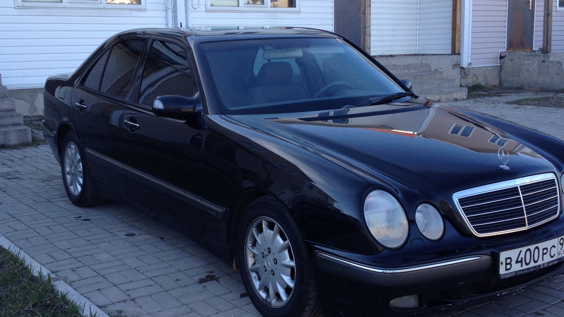 Mercedes e200 2000. Мерседес е200 2000 года. Мерседес e200 2000г. Mercedes e class 2000.