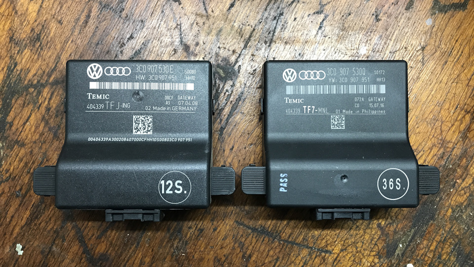 Фото в бортжурнале Volkswagen Passat B6. Запчасти на фото: S0172, 3C0907951