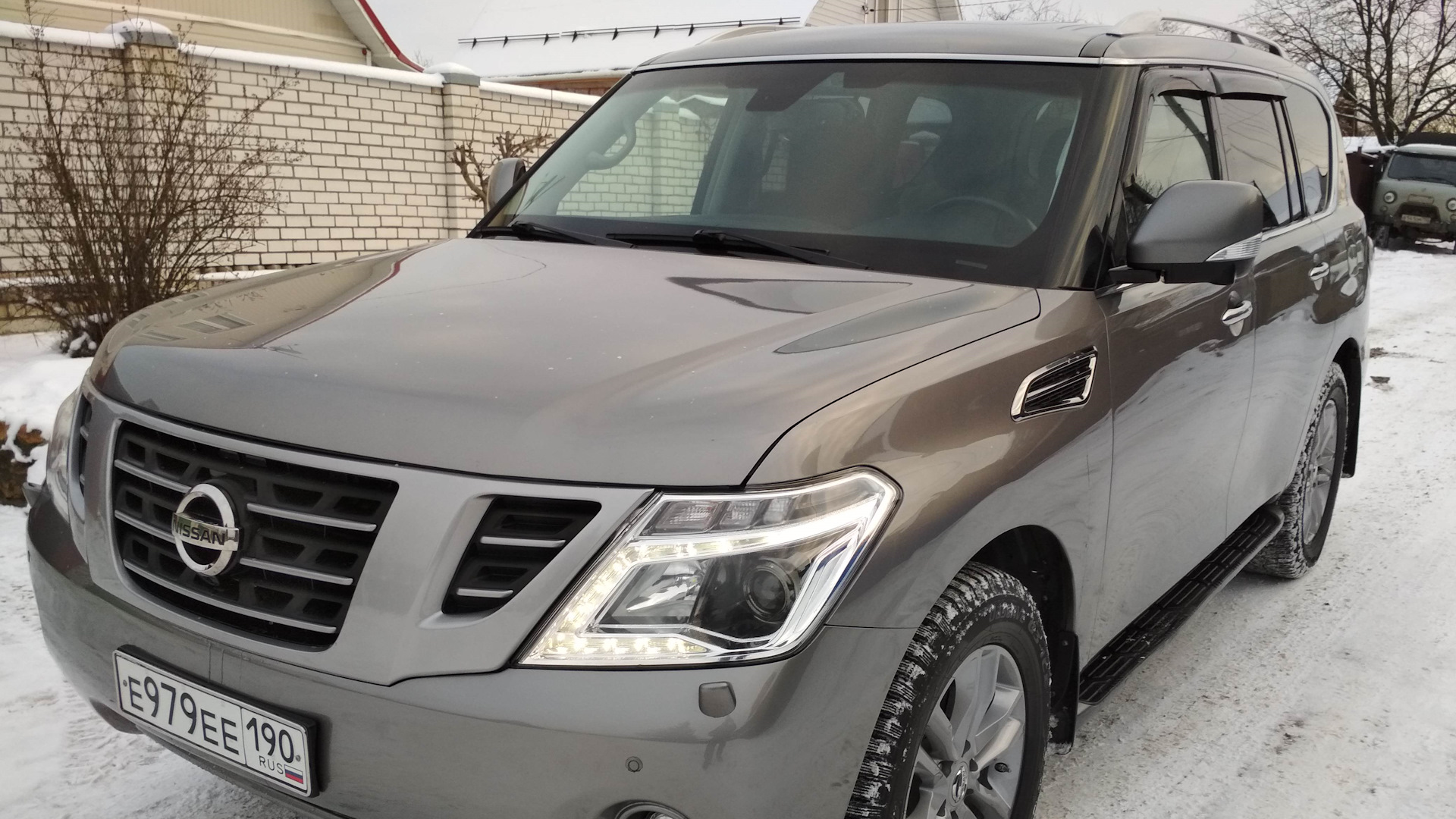 Nissan Patrol y62 2010