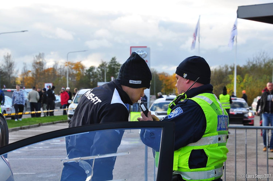 Тянак дует! — Lada 21051