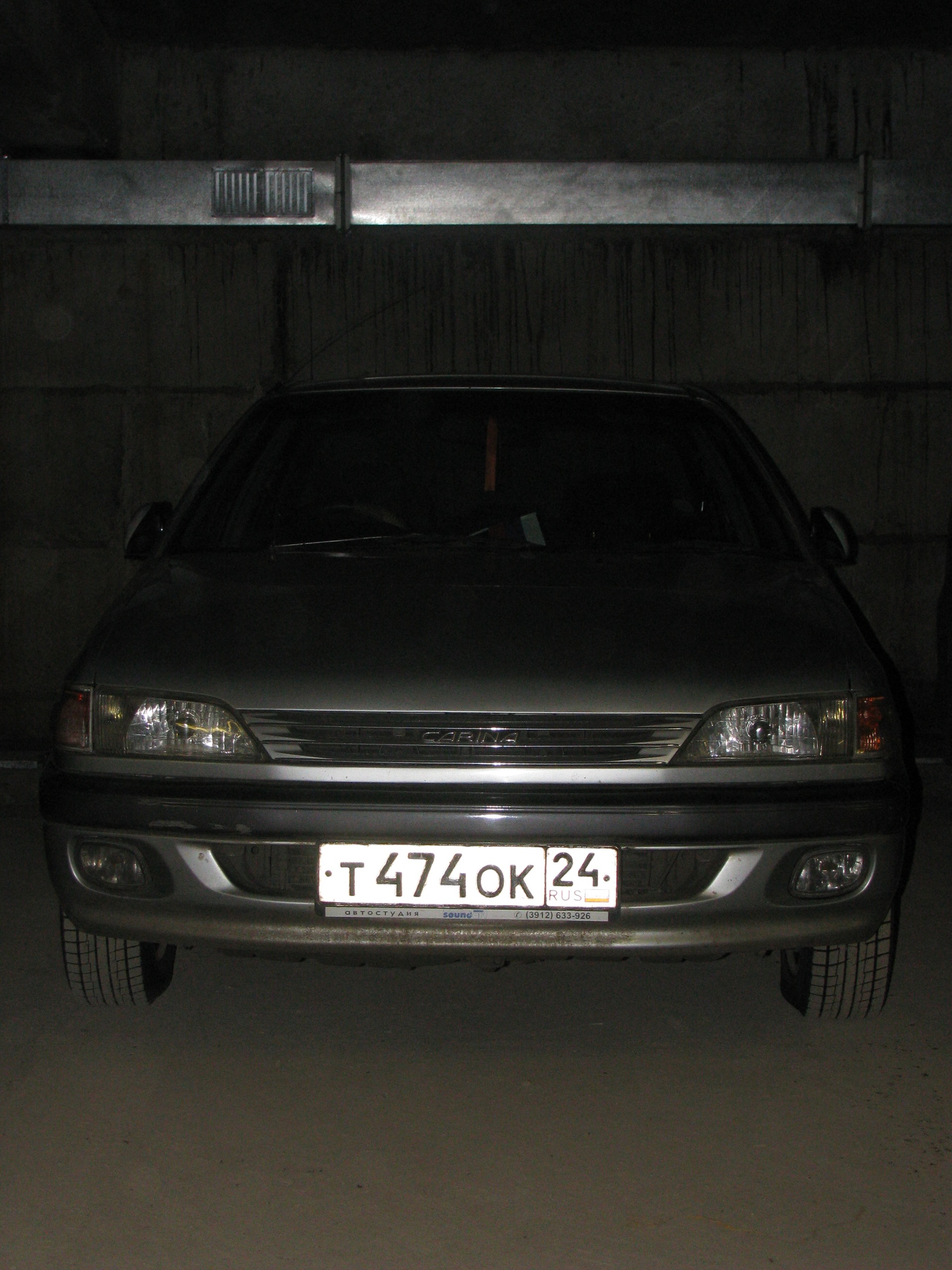     1 Toyota Carina 15 1996