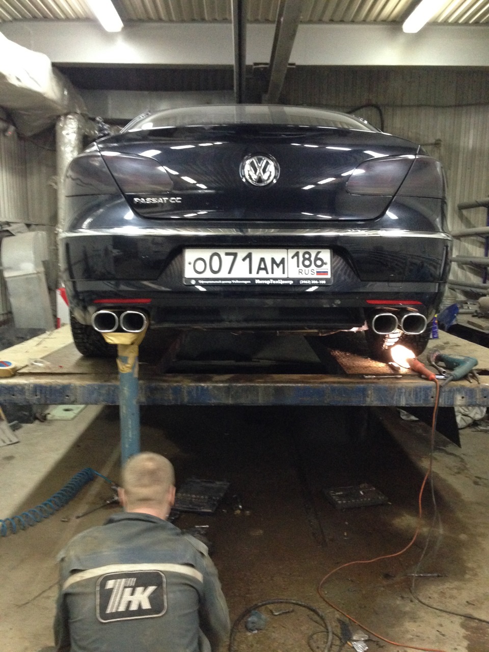 Выхлоп с разводкой на две стороны (Borla CatBack) — Volkswagen Passat ...