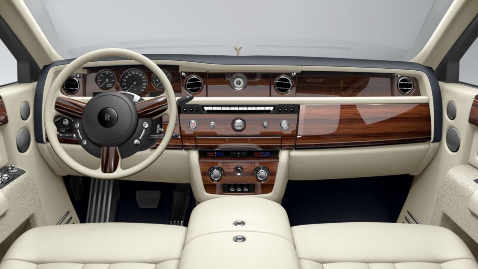 Rolls Royce Phantom 2020 интерьер