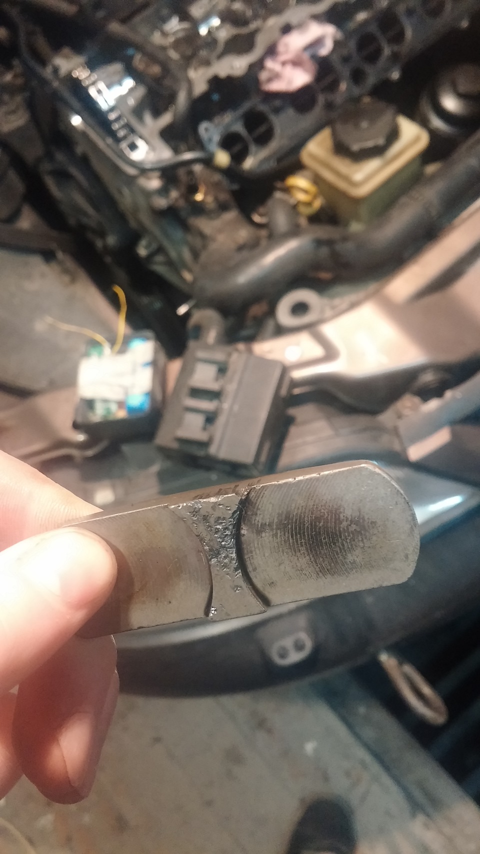 #5 Снятие распредвала и выставления ВМТ — Opel Vectra B, 2 л, 1998 года ...