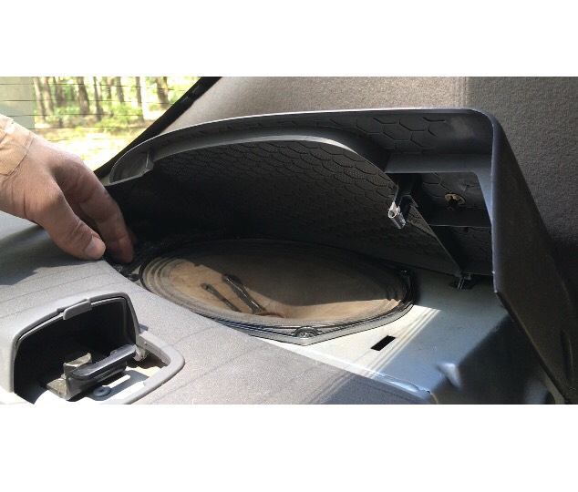 Ищу динамик в заднюю полку — Saab 9-5, 2,3 л, 2003 года | автозвук | DRIVE2