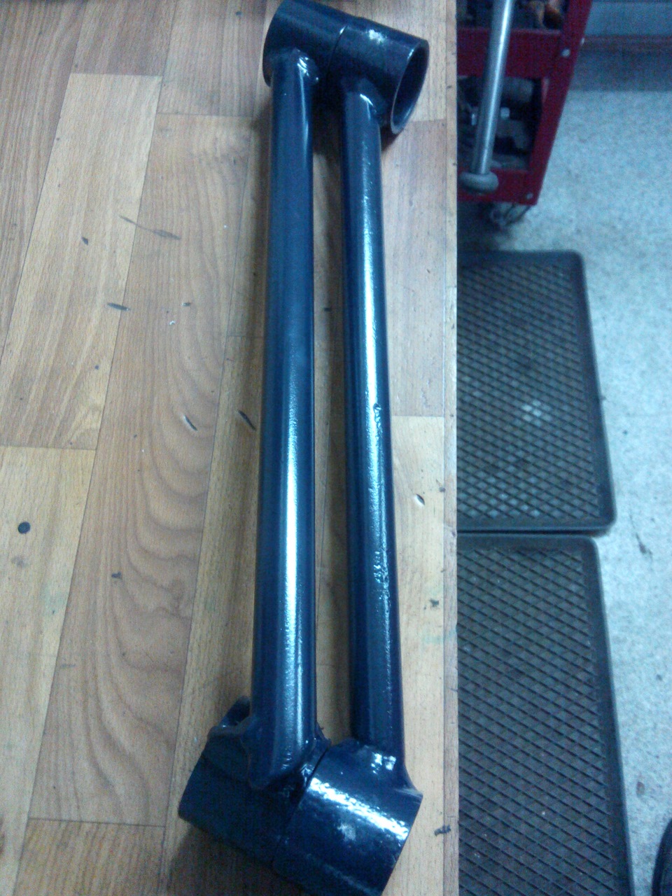 вид сверху — правая и левая тяги совершенно соосны — Great Wall Safe