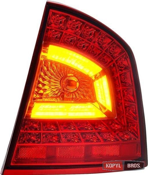 Задняя фара тормоз. Led фонари Octavia a5. Led фонари Skoda Octavia a5. Оптика на Skoda Octavia a5 задняя. Задние диодные фонари Шкода Суперб 2 универсал.