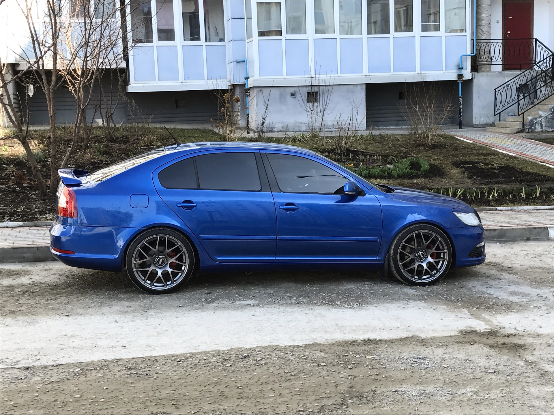 Диски шкода а5. R18 Skoda RS. Škoda Octavia RS r19. Диски Skoda Octavia RS r17. Octavia RS 19