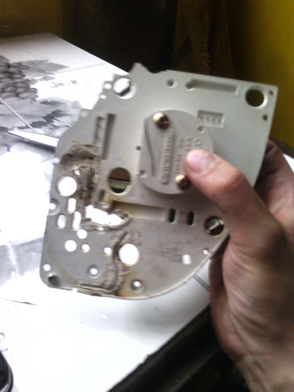 ремонт пропайка приборной панели — Audi 80 (B3), 1,8 л, 1989 года ...