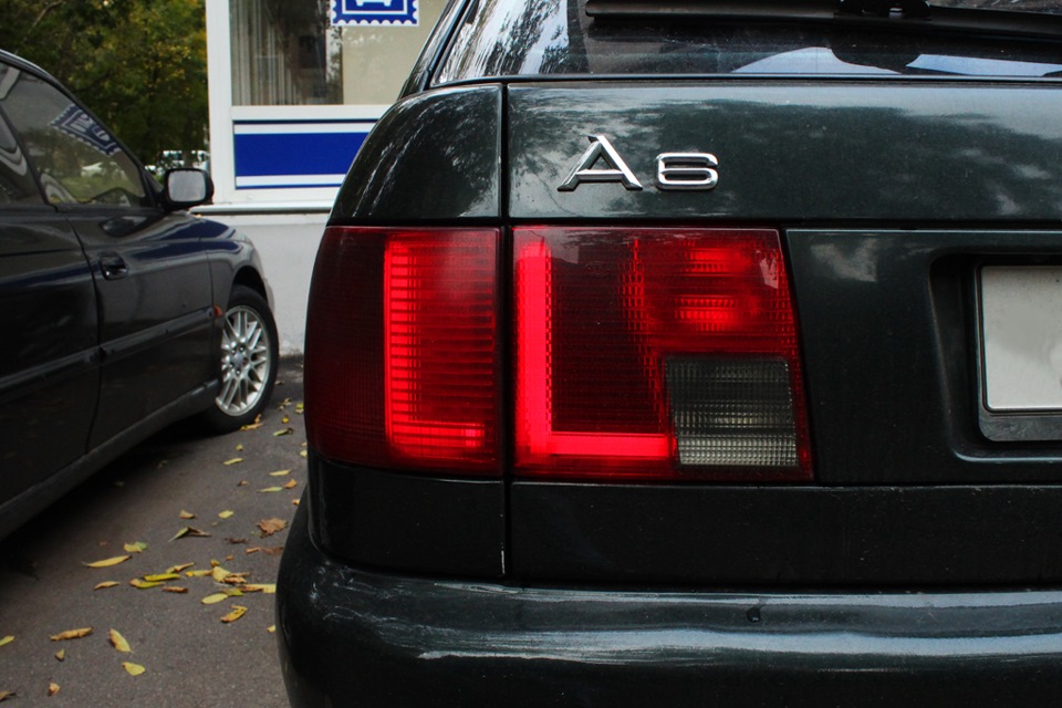6 c 04. Ауди 100 s4 2.2 задние фонари. Задняя оптика Audi a6 c5 универсал. Тонировка задних фонарей Ауди а6 с5 Авант. Задние фонари Ауди а6 c4.