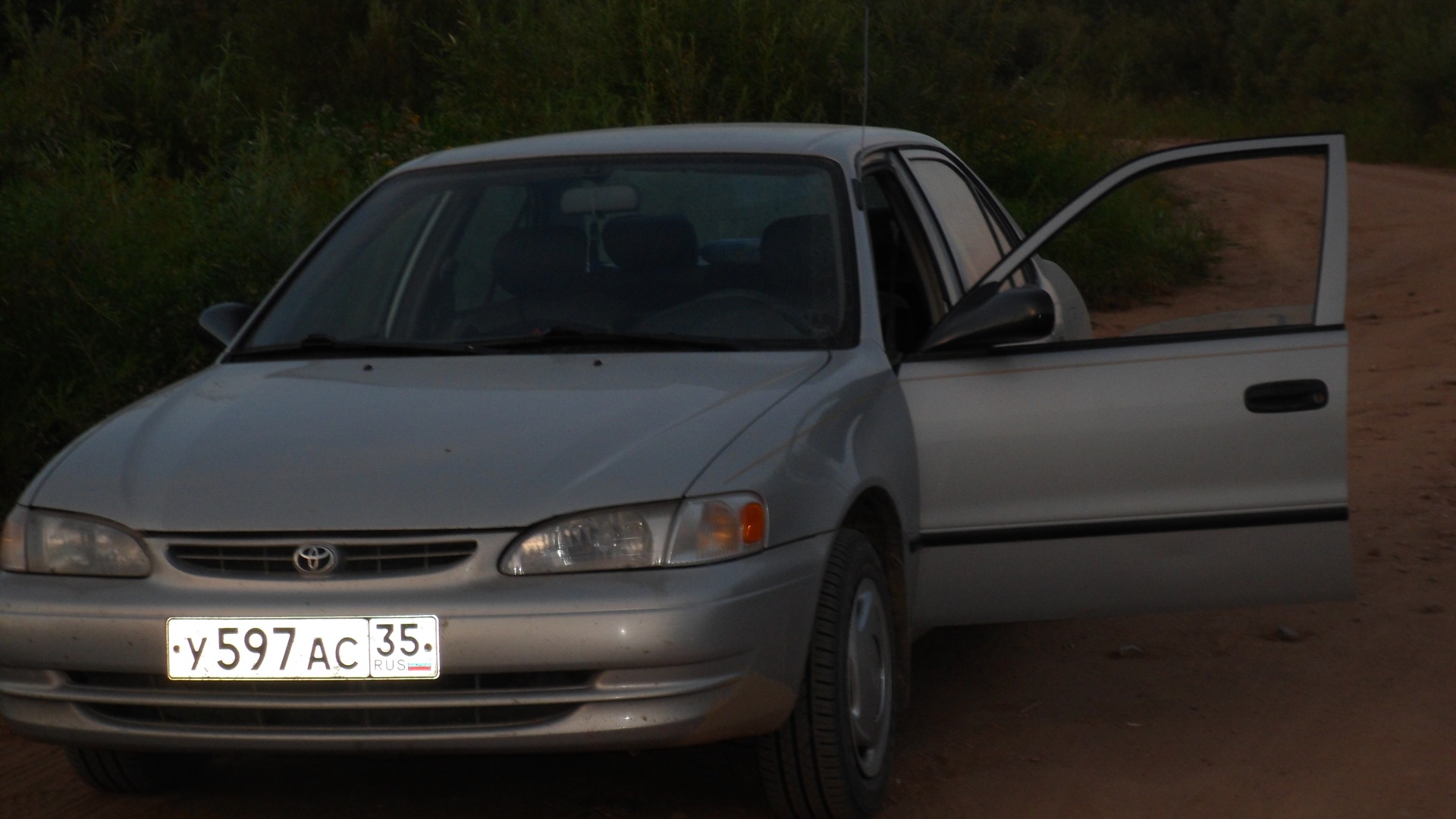 Toyota Corolla (110) 1.8 бензиновый 2000 | 1zz-fe на DRIVE2