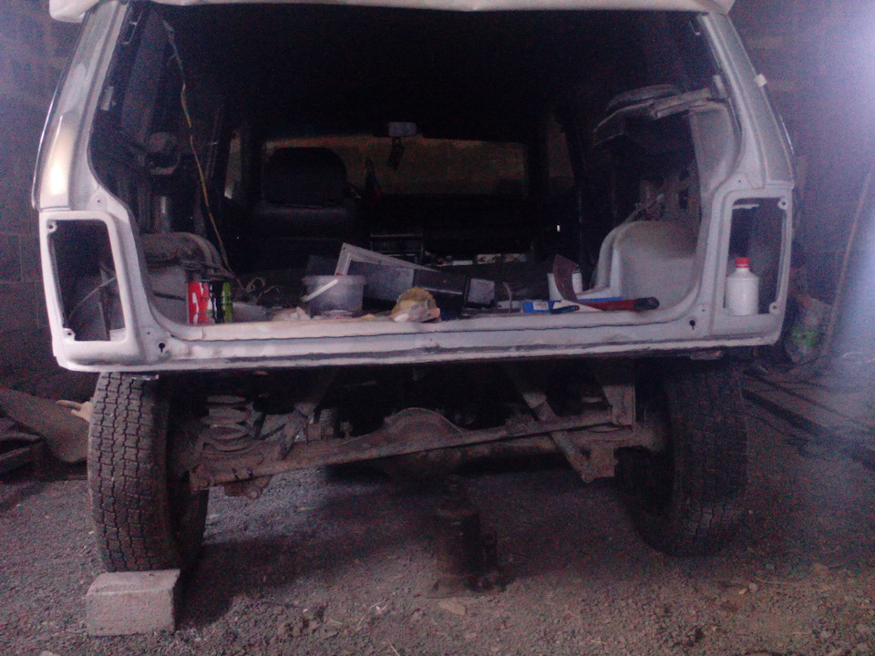 Новая задняя панель и переварка заднего фартука - Lada 4x4 3D, 1,7 л, 1984 года 