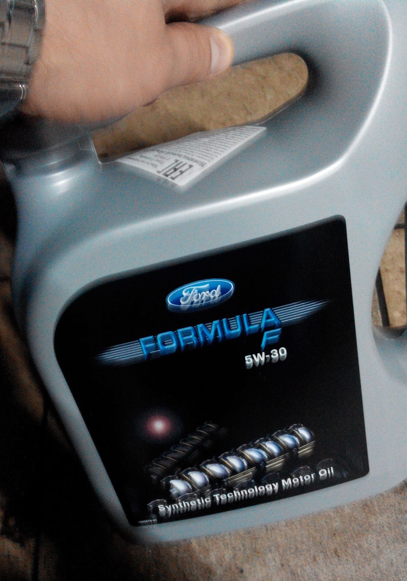 Аналог масла форд. Ford 14e9ec. Ford Formula наклейка. Масло Ford Formula f 5w30 в мазду 6. Аналоги моторного масла Форд формула 5w30 синтетика.