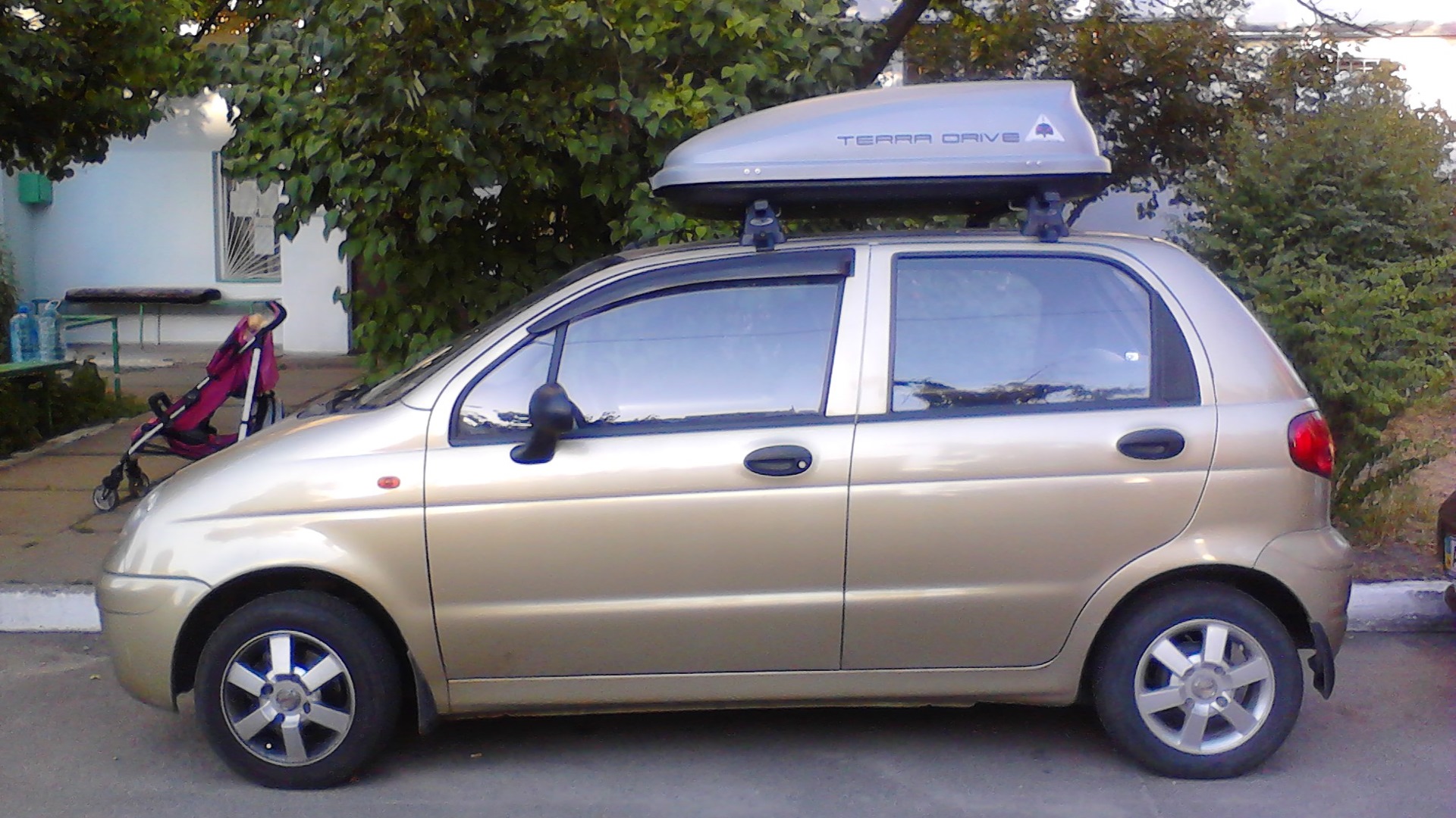 Багажник matiz. Daewoo Matiz багажник. Багажник на крышу Daewoo Matiz. Багажник на крышу для Дэу Матиз 2008. Дэу Матиз 0.8.