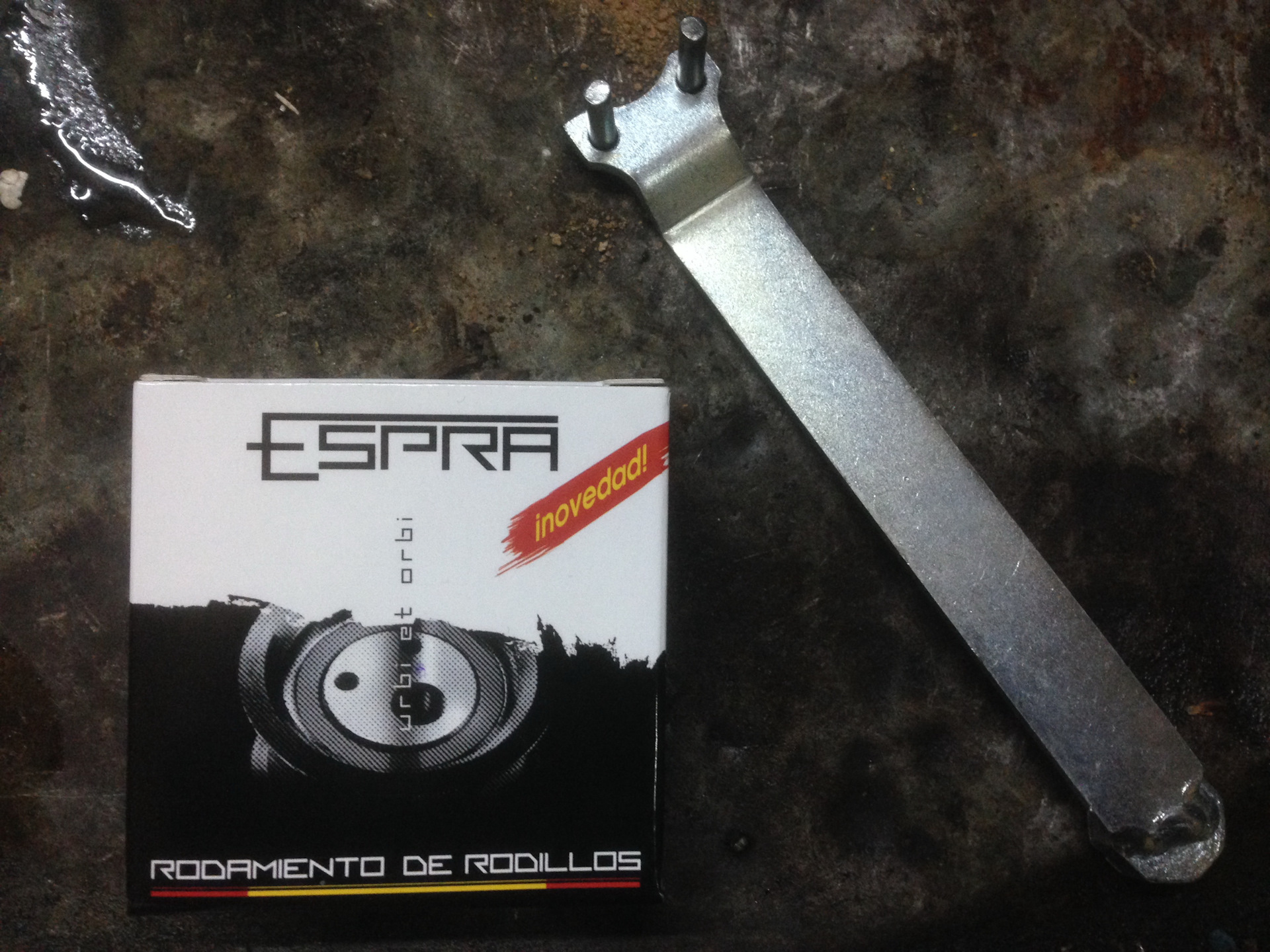 Замена натяжного ролика ремня генератора кондиционера — Lada Приора ...