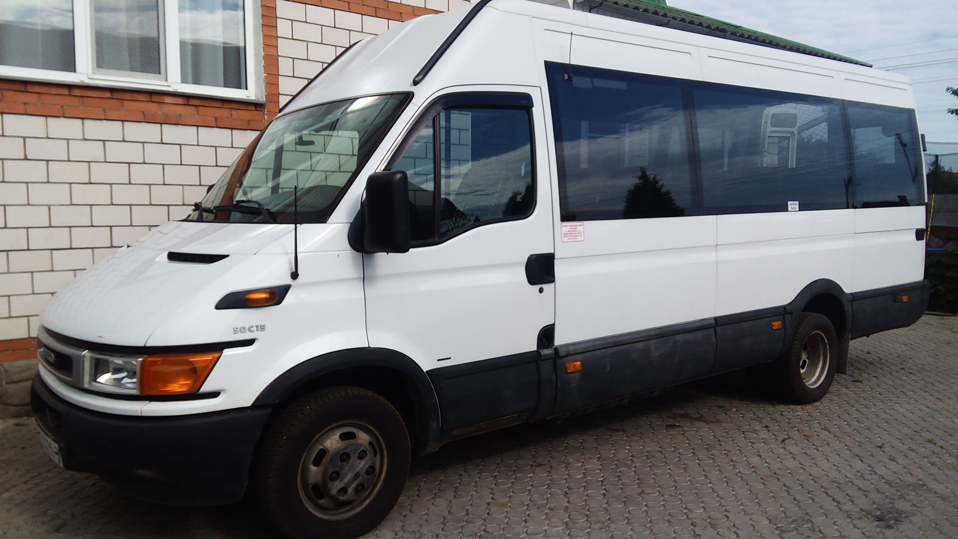 Iveco daily 50. Ивеко Дейли 50с15. Iveco Daily 3g. Ивеко Дейли 2006 года.