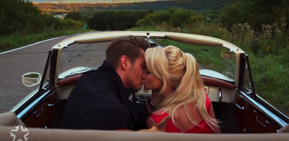 Хоми бейли. Клип безумно. Фото для статуса безумно можно быть 1. Homie безумно можно быть первым. Клип безумно.