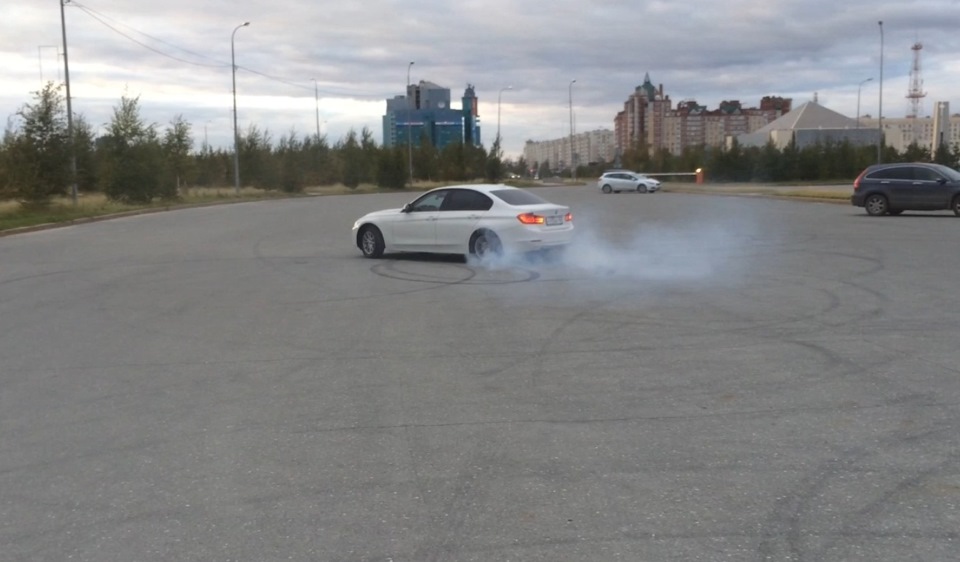 0-230-bmw-3-series-f30-1-6-2014