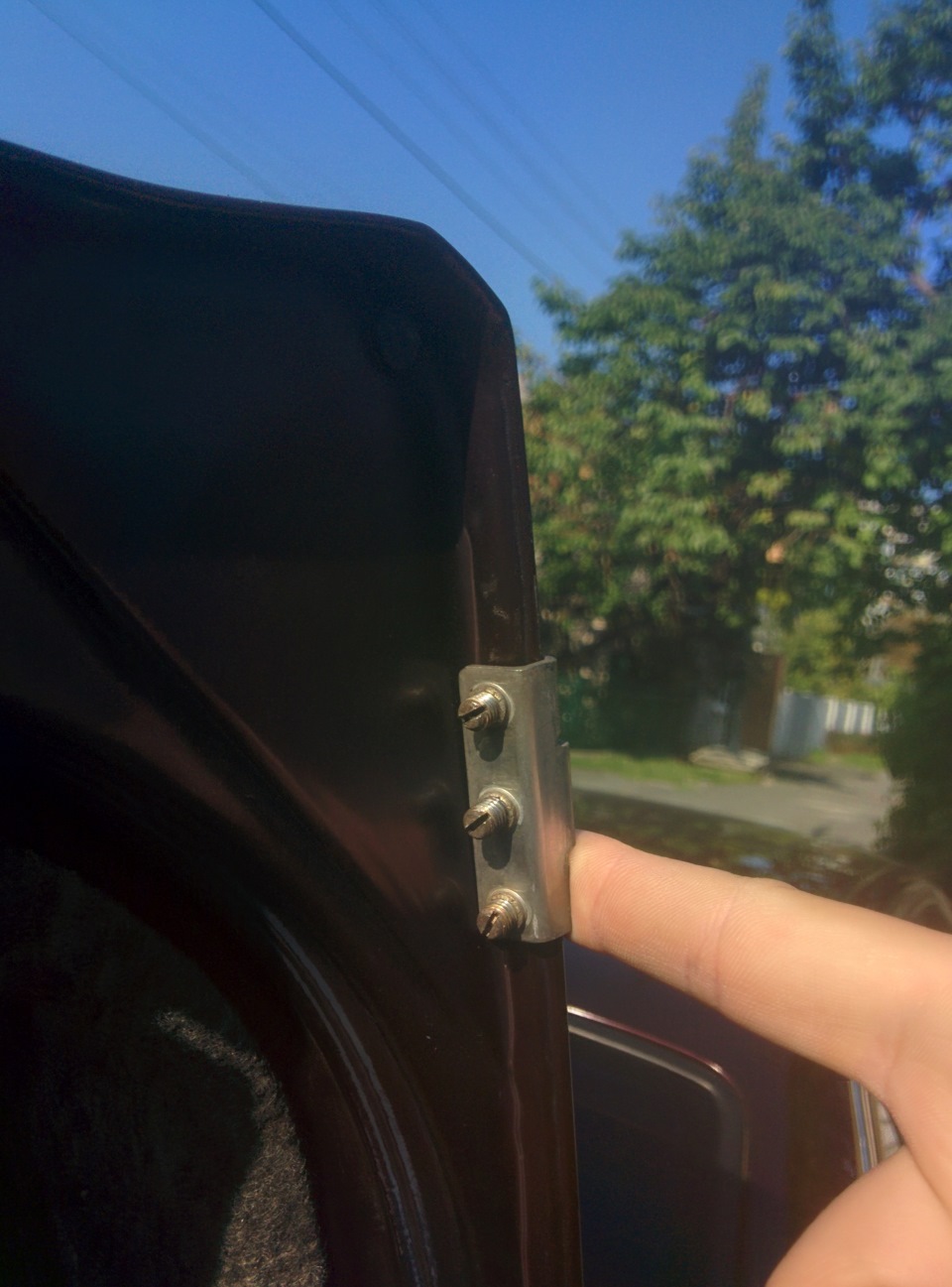 Как крепить оригинальный спойлер Hella. — BMW 5 series (E34), 4 л, 1991 ...