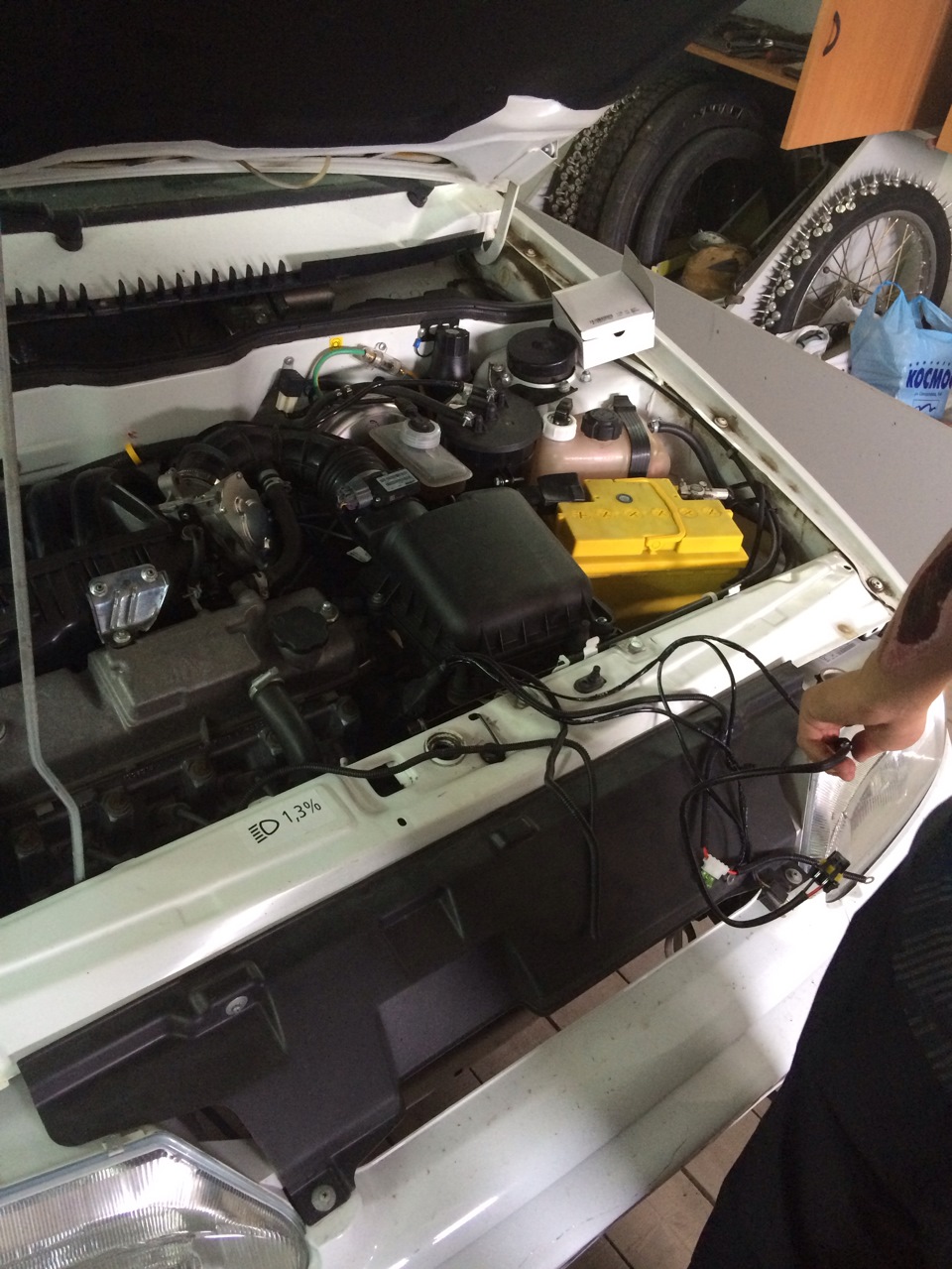 Биксенон и расширительный бачок — Lada 2114, 1,6 л, 2012 года ...