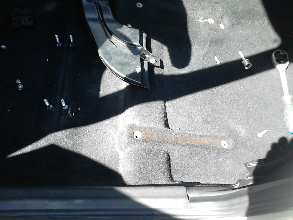 как снять сиденья приора седан. крепление заднего сиденья ваз 2110 и приора. калина 2 универсал демонтаж задних сидений. снятие заднего сидения приора седан. лада приора седан демонтаж сидений заднего ряда.