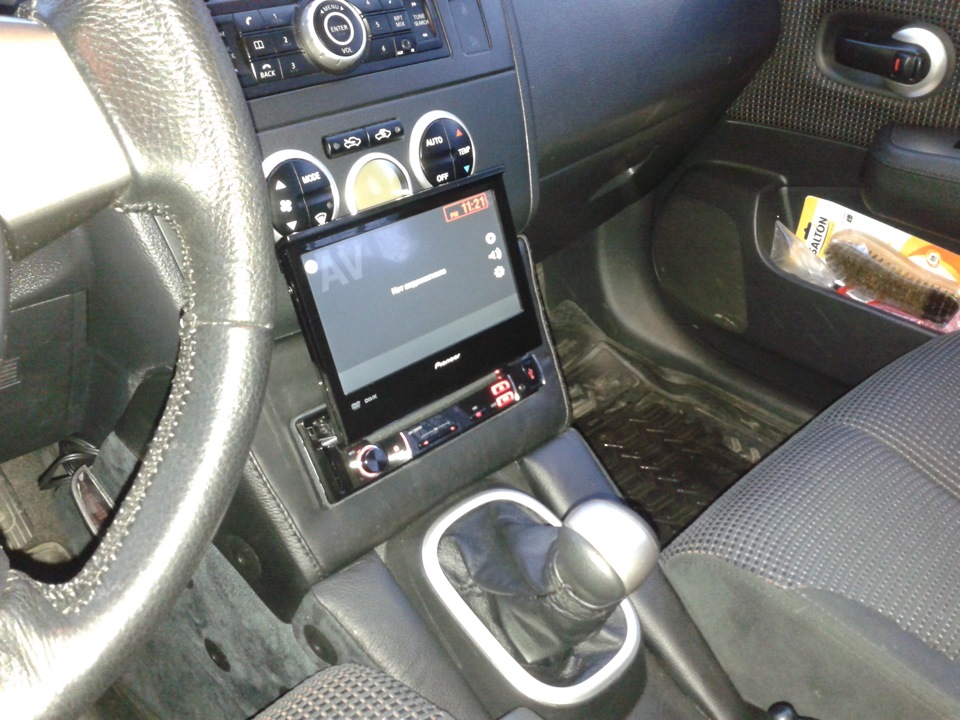 Изменение центральной консоли — Nissan Tiida (1G), 1,6 л, 2010 года ...