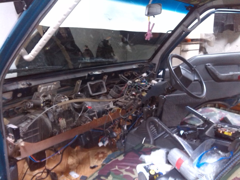 печка митсубиси l300. задний отопитель mitsubishi delica l300. мотор печки делика 4д56. переделка печки делика кирпич 4д56. печка делика кирпич.