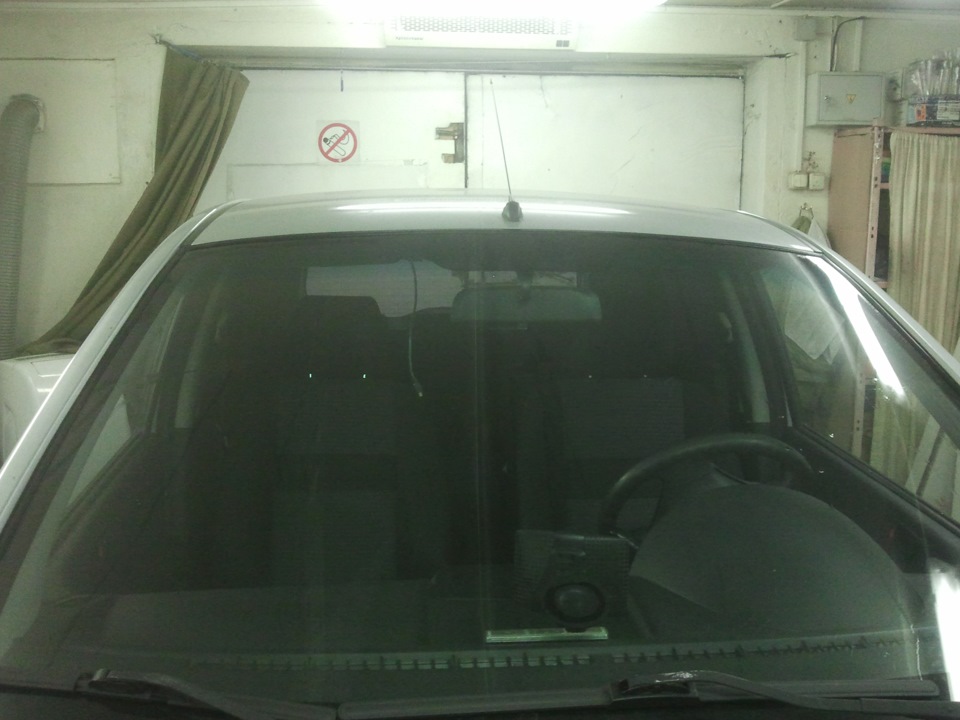 полоска на лобовое стекло — Hyundai Getz, 1,4 л, 2008 года | тюнинг ...