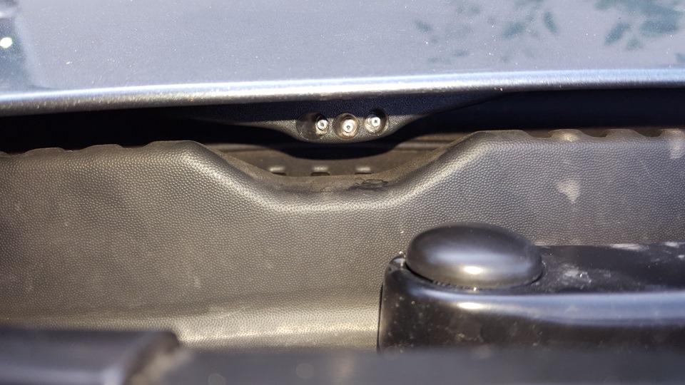 Настройка разбрызгивателей стеклоомывателя лобового стекла… — SEAT ...