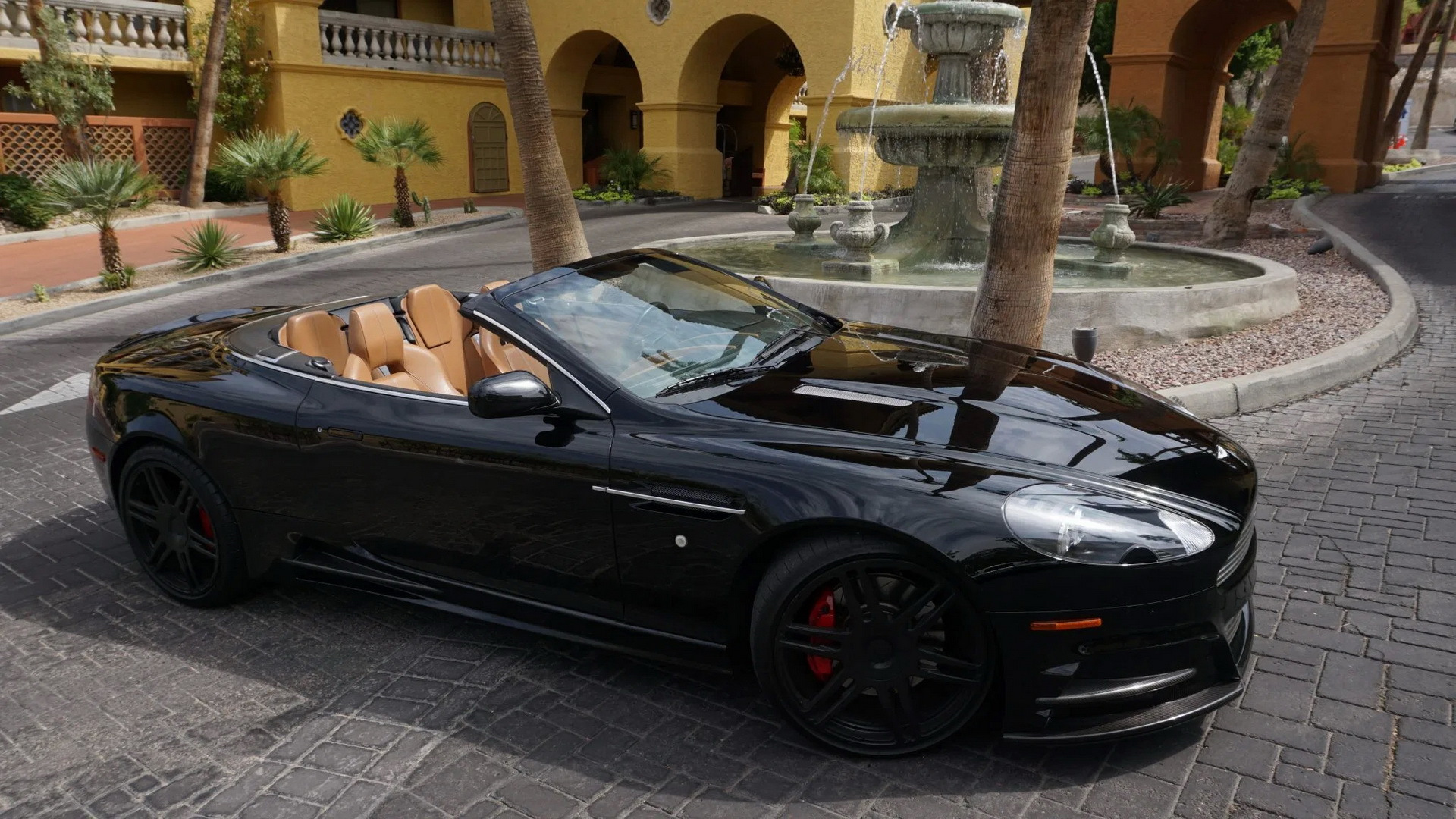 Aston Martin Mansory