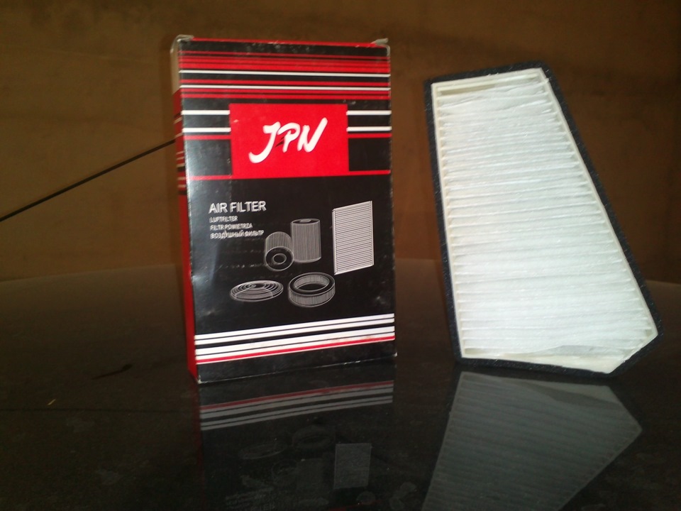 Замена фильтра бензина, фильтра салона, слив конденсата из редуктора ...