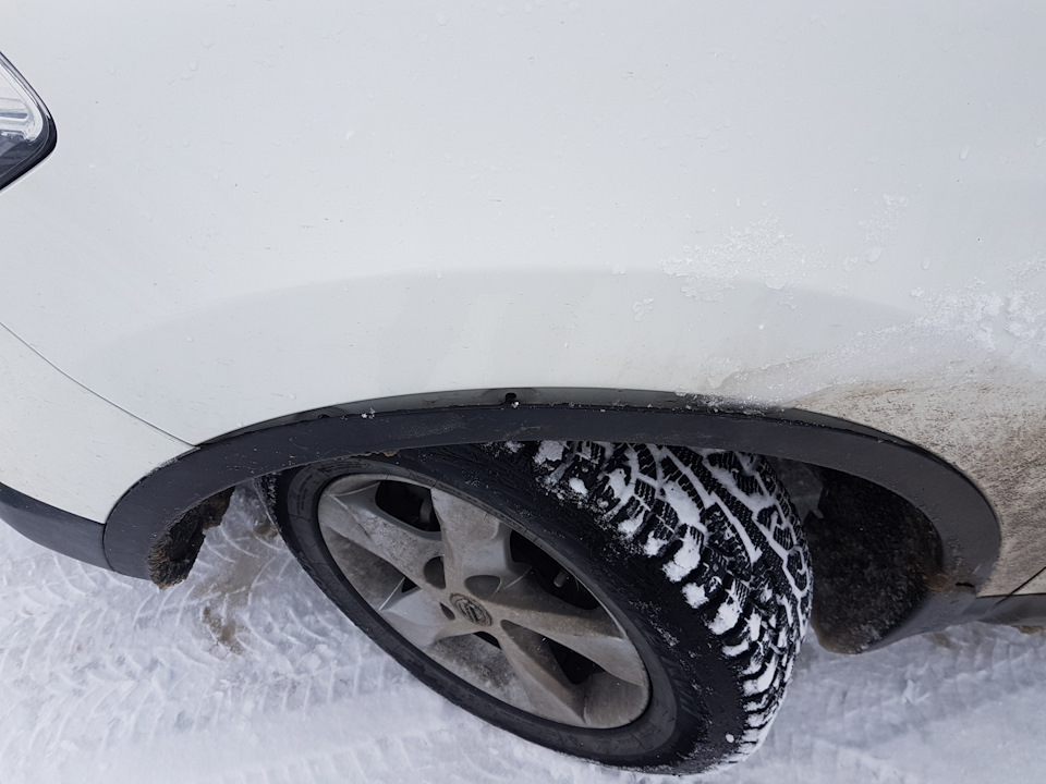 Здравствуй, сугроб! Или — чем заменить пыльник радиатора. — Nissan ...