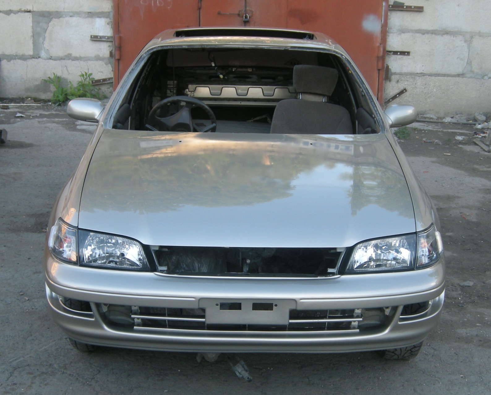     Toyota Corona 18  1992 