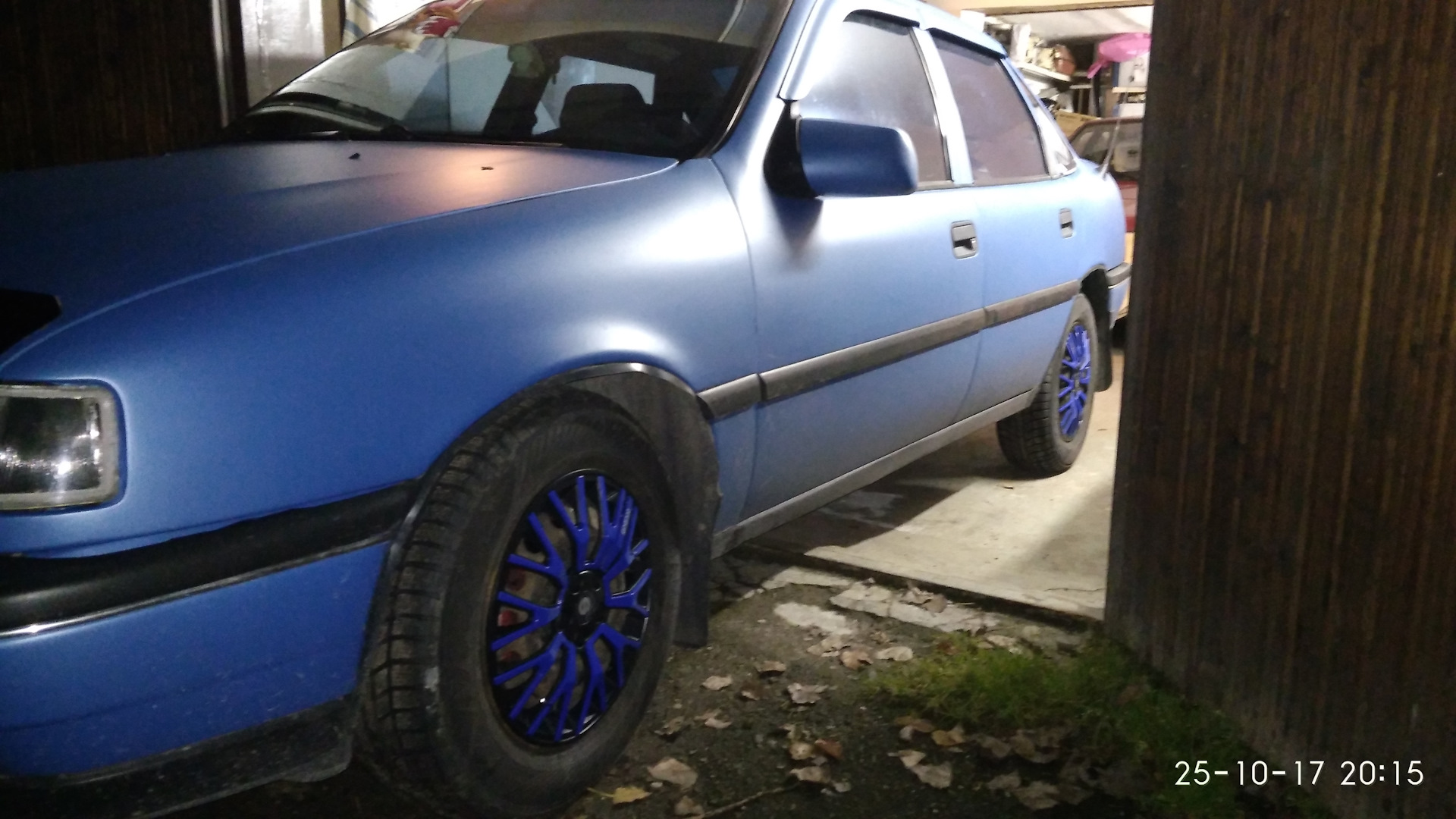 Колпаки для дисков SPARCO ULTRA LEGGERA R14 Черный/Голубой + Белый T10 ...