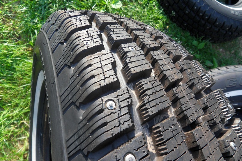 Зимние шины 205 70. Cooper weather-Master s/t 2 215/75 r15. Cooper weather-Master s/t2 215/65 r17. 205.75 R15 Купер. Шины Купер зимние шипованные.