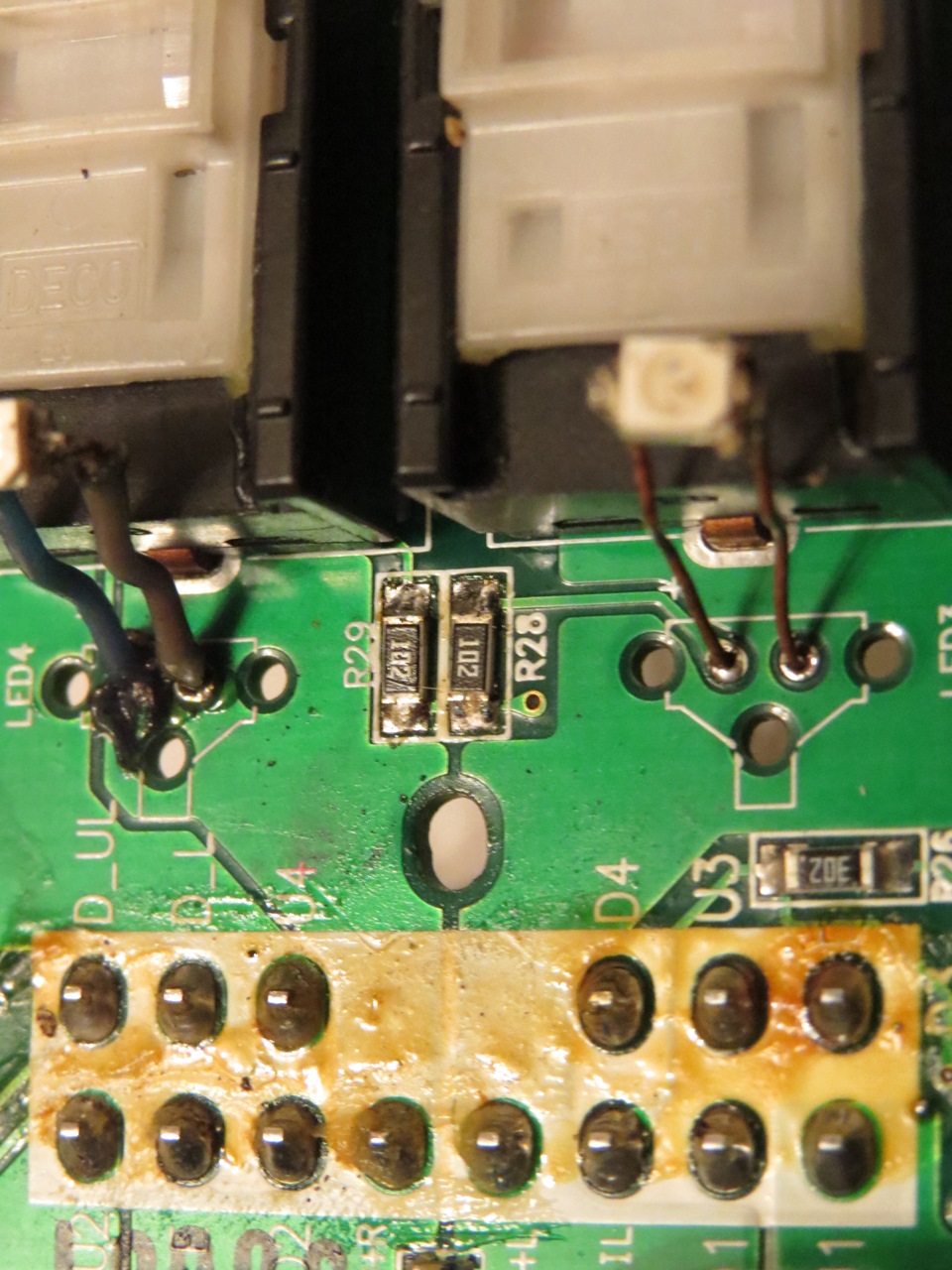 Подсветка кнопок стеклоподъемников — KIA Cerato (2G), 1,6 л, 2009 года ...