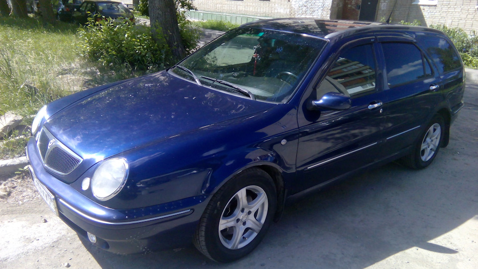 Lancia Lybra Итальянская зажигалка