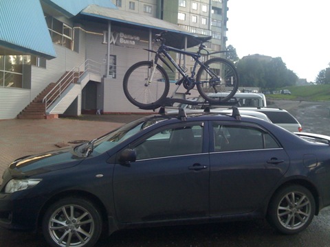 Bicycle rack - Toyota Corolla 16L 2008