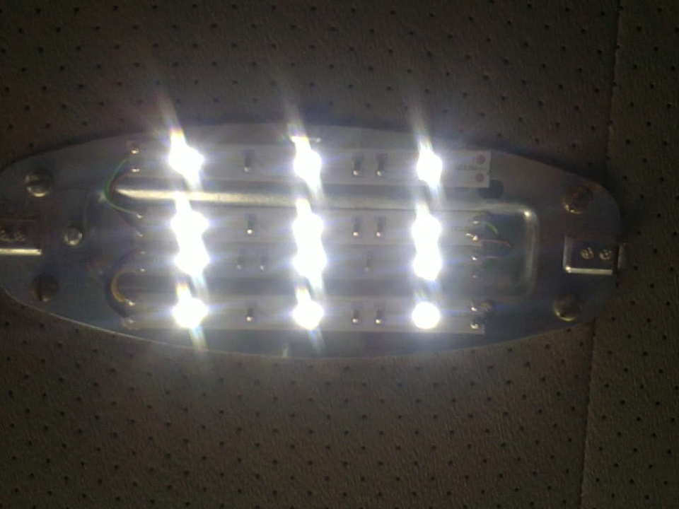 салонный свет — ГАЗ 3110, 2,5 л, 2001 года | тюнинг | DRIVE2