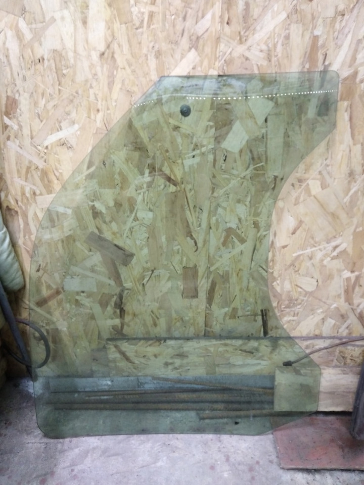 боковые передние стёкла шевроле тахо субурбан 800 840 2000г, 2001г ...