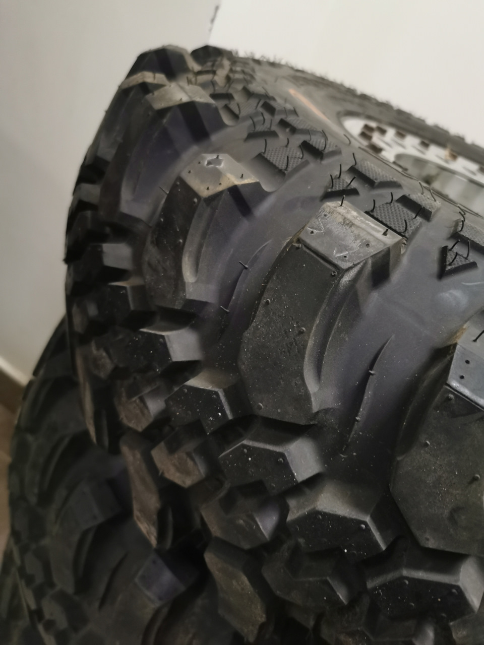 Резина CST Cl18 на Паджеро 2 — Mitsubishi Pajero (2G), 2,5 л, 1998 года ...