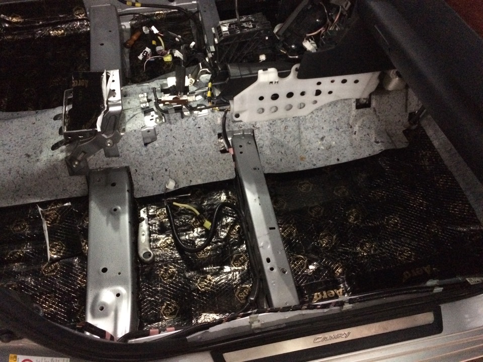 Произведена шумоизоляция салона и багажника — Toyota Camry (XV50), 2,5 ...