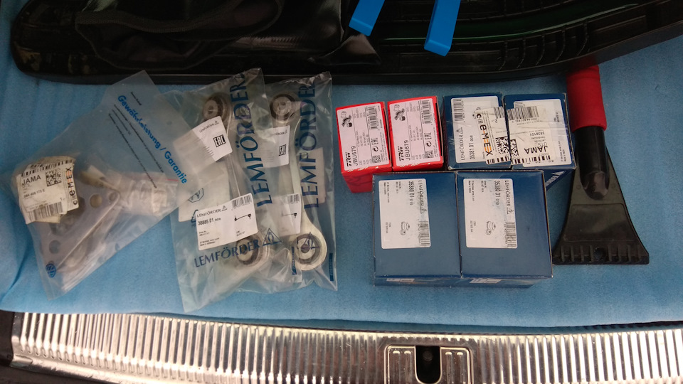 Ревизия передней подвески и замена ремкомплекта левого переднего ...