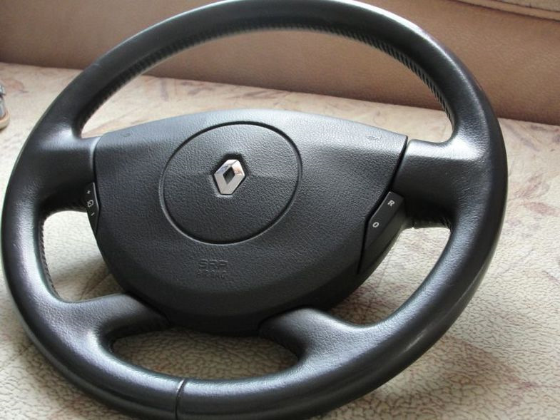 руль рено лагуна 2. Reno laguna 2 управление на руле. руль лагуна 2. руль лагуна 2. руль лагуна 2006.