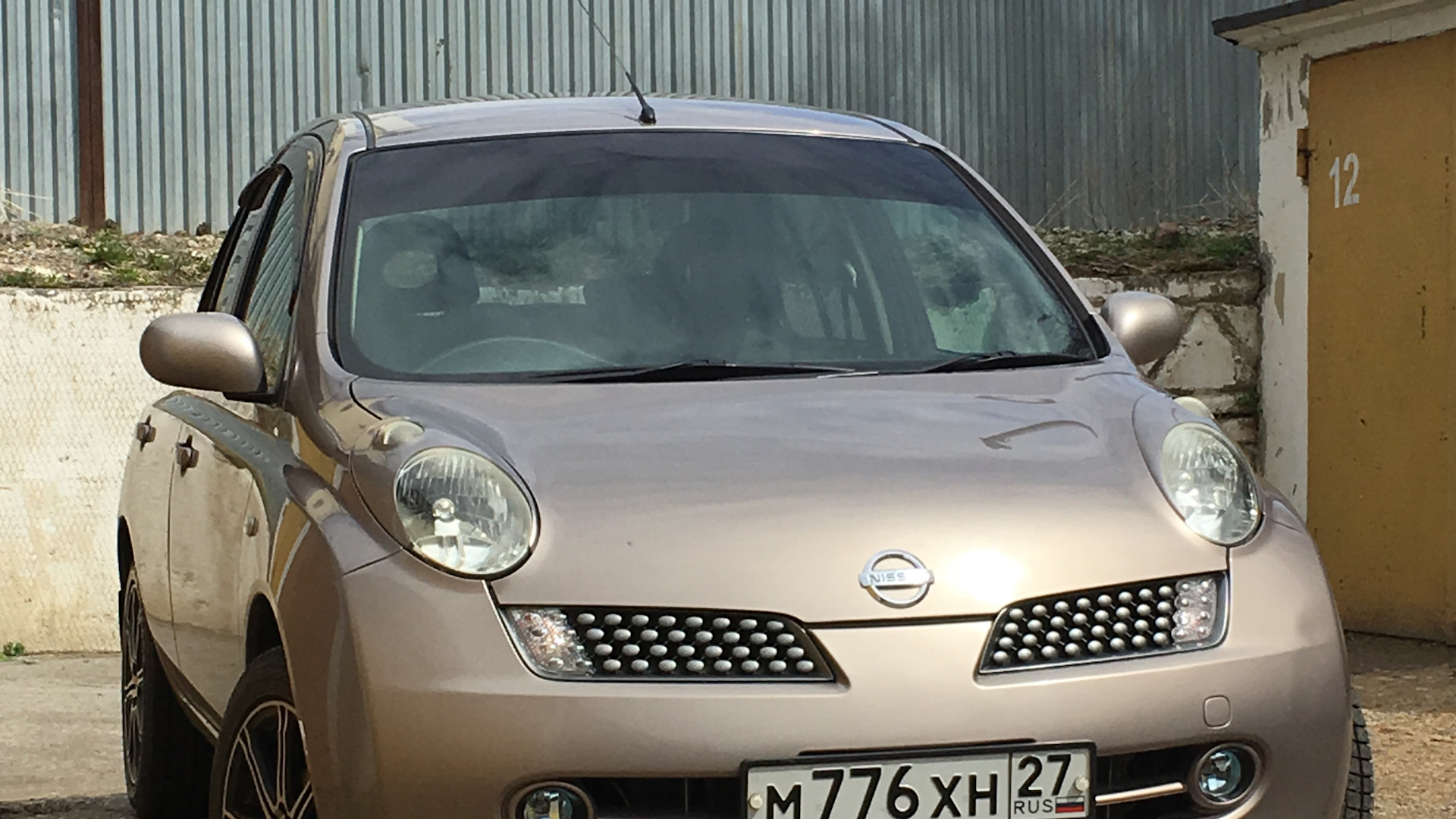 Nissan March k13 Р»РѕР±РѕРІРѕРµ