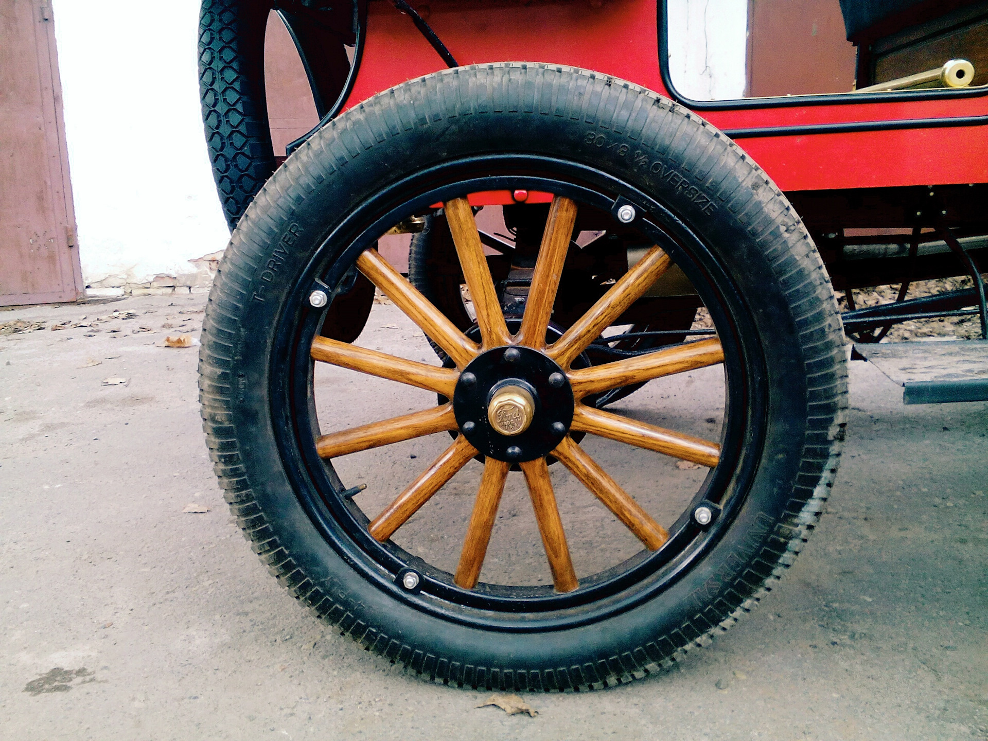 Ford model a колесо