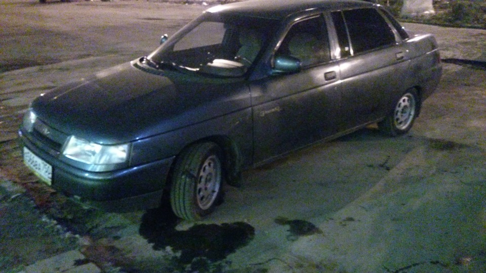 Лопнул расширительный охлаждающей жидкости — Lada 21108, 1,5 л, 2001 ...