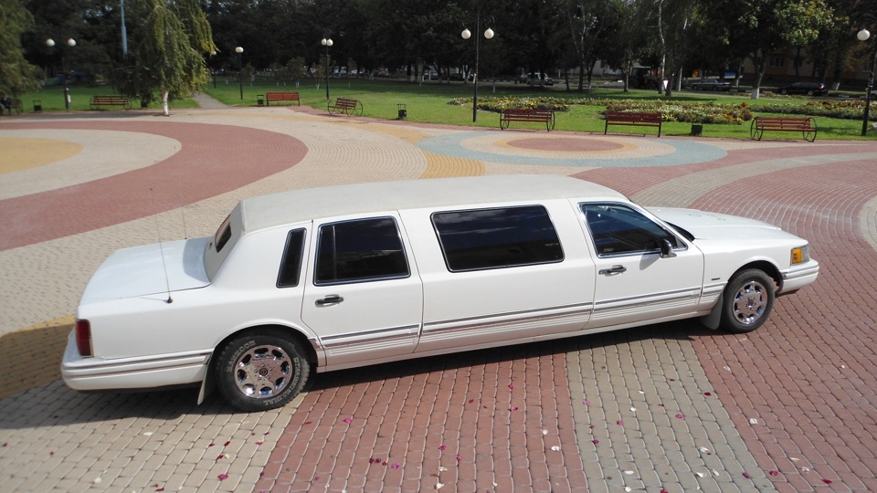 Lincoln Town car 1992 Р»РёРјСѓР·РёРЅ