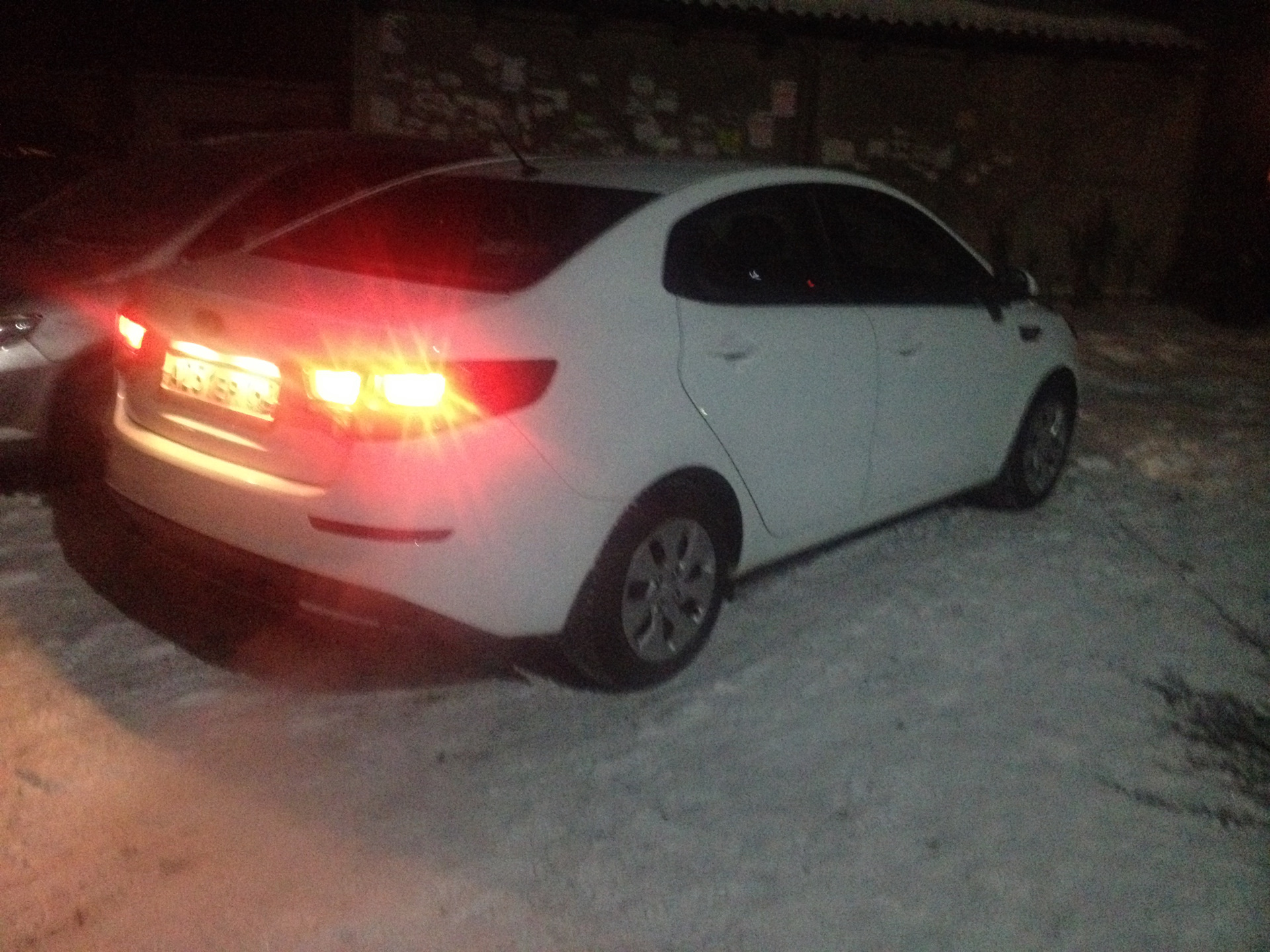 Ночной фотосет Рио - KIA Rio (3G), 1,6 л, 2012 года фотография DRIVE2