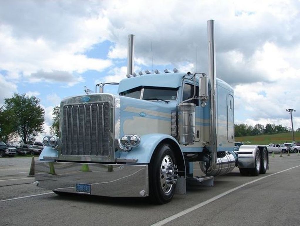 Грузовик Peterbilt 359 Blue